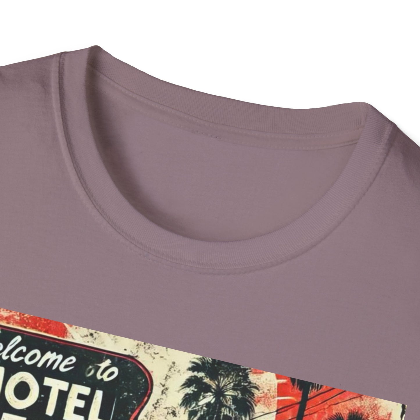 Vintage Hotel California Graphic T-Shirt – Perfect for Music Lovers