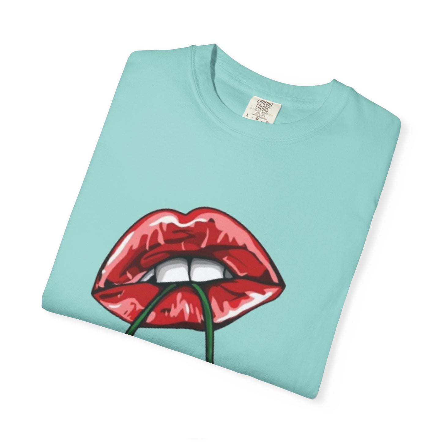 Retro Cherry Lips Unisex T-shirt - Trendy Graphic Tee