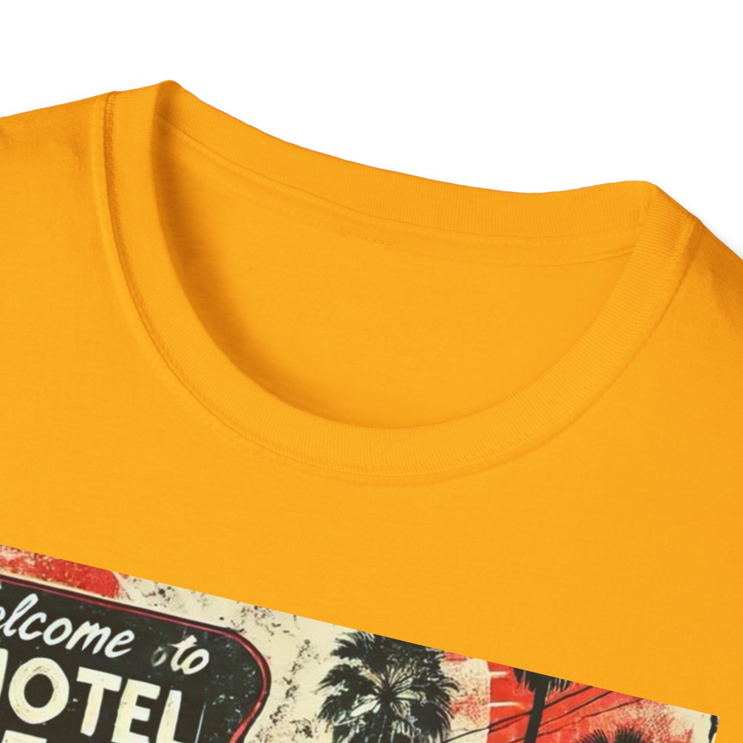 Vintage Hotel California Graphic T-Shirt – Perfect for Music Lovers