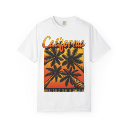 California Sunset T-Shirt - Garment-Dyed Unisex Tee with Palm Tree Design