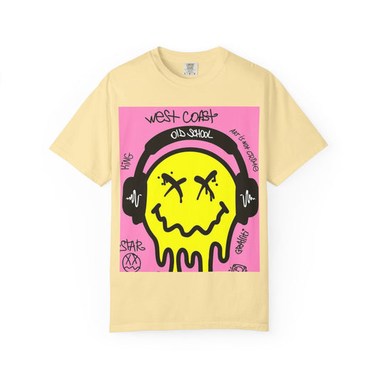 Retro Street Art T-Shirt - West Coast Vibe with Smiley Design