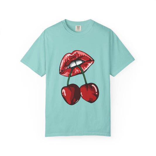 Retro Cherry Lips Unisex T-shirt - Trendy Graphic Tee