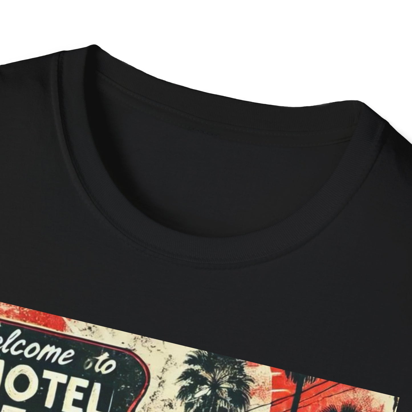 Vintage Hotel California Graphic T-Shirt – Perfect for Music Lovers