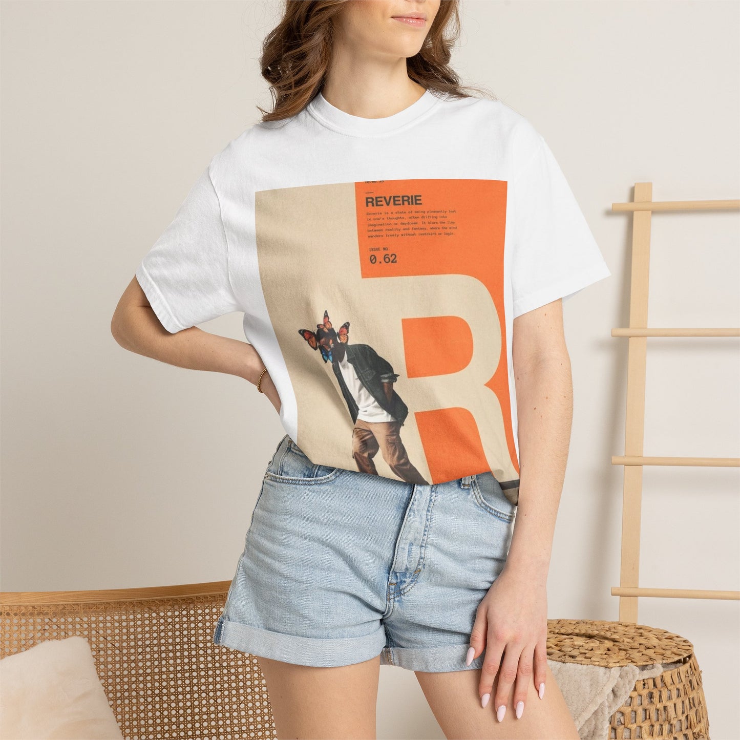 Reverie Skateboard Graphic T‑Shirt — Vintage R Letter Streetwear Tee