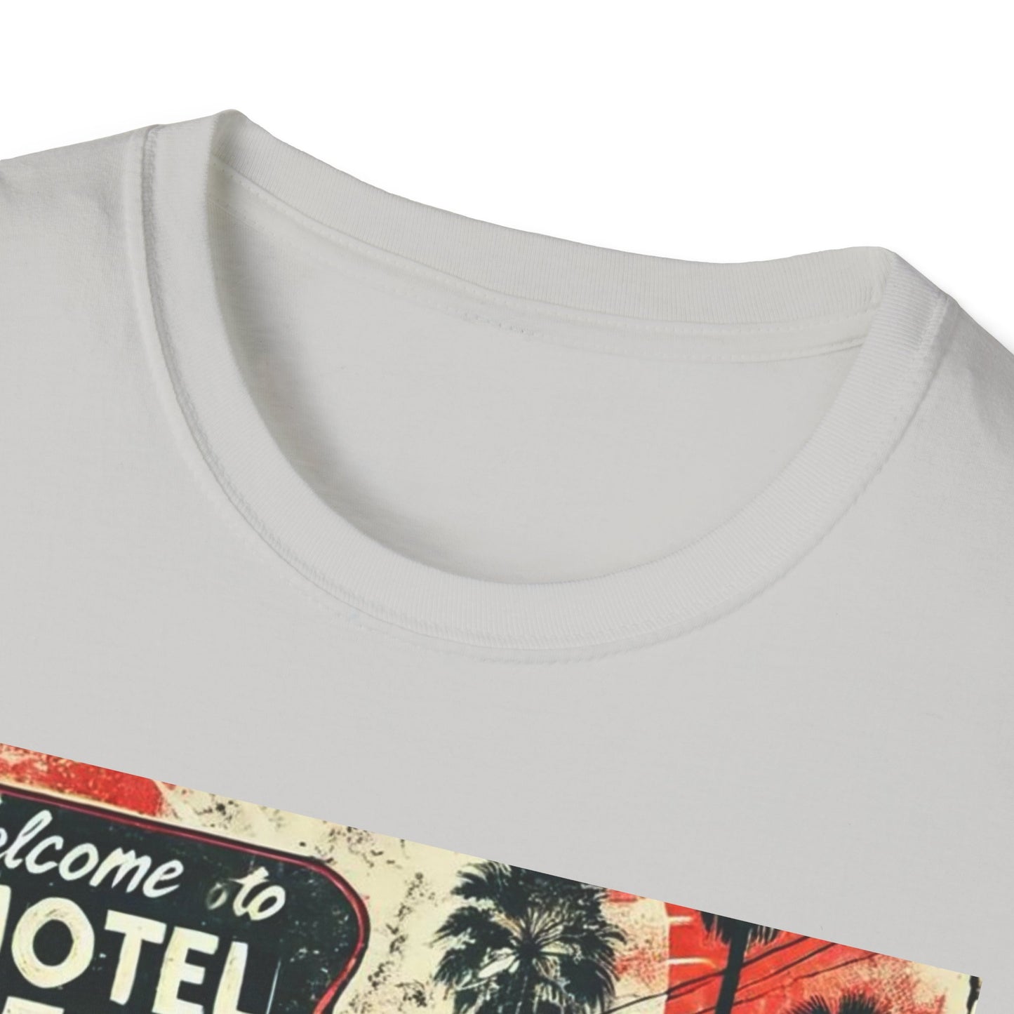 Vintage Hotel California Graphic T-Shirt – Perfect for Music Lovers