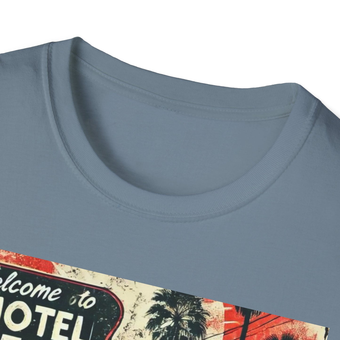 Vintage Hotel California Graphic T-Shirt – Perfect for Music Lovers
