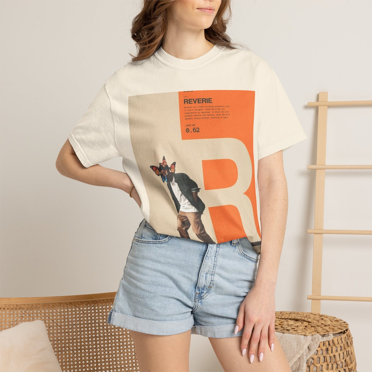 Reverie Skateboard Graphic T‑Shirt — Vintage R Letter Streetwear Tee