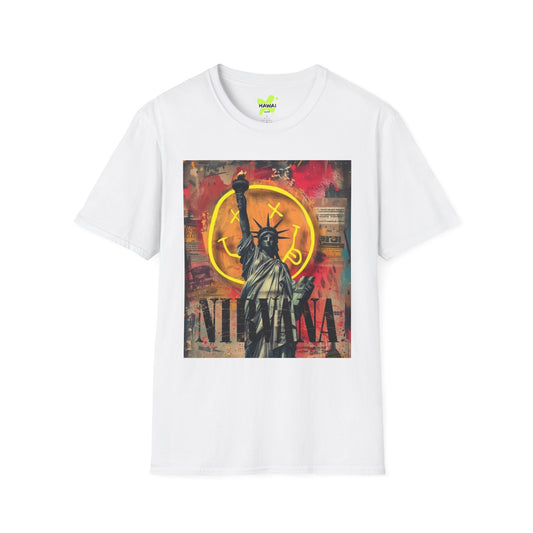Statue of Liberty Graphic T-Shirt | Unisex Softstyle Tee for Urban Vibes